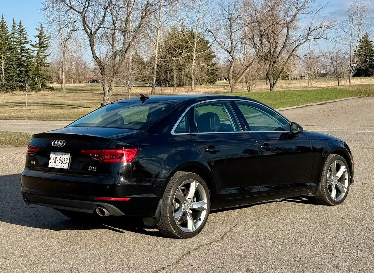 Audi A4 снимка Audi A4