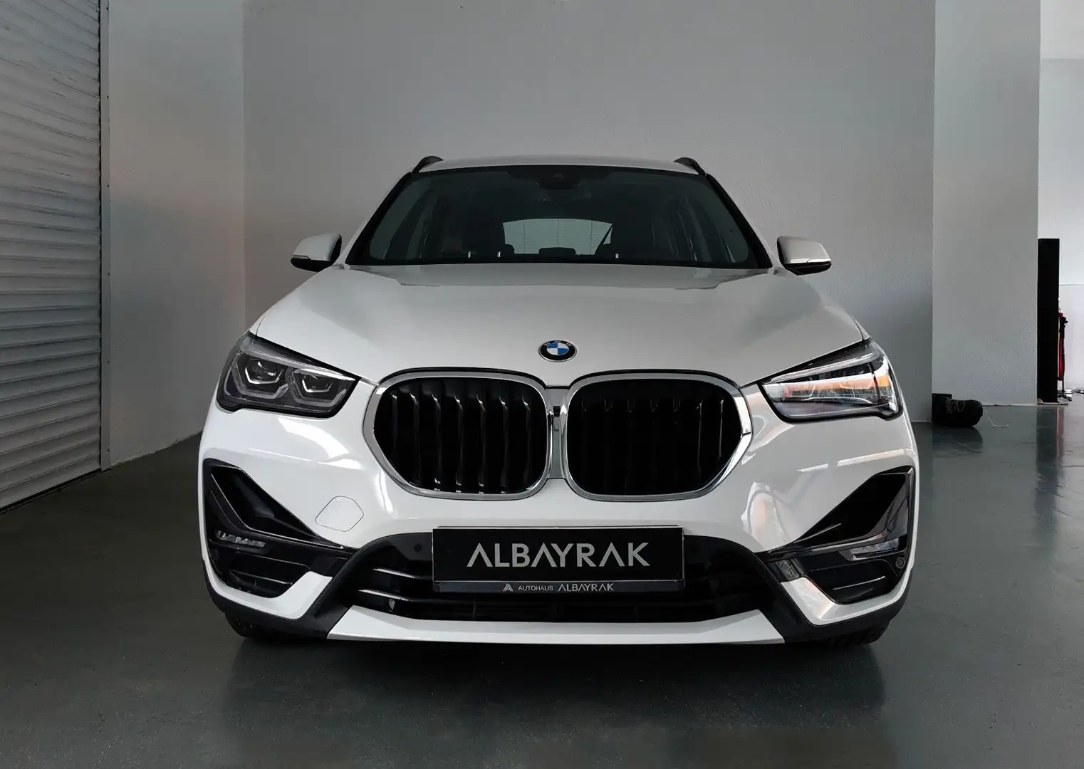 BMW X1 sDrive 18 d Sport Line Weiß - 2