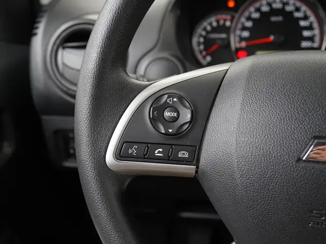 Mitsubishi Space Star view 7