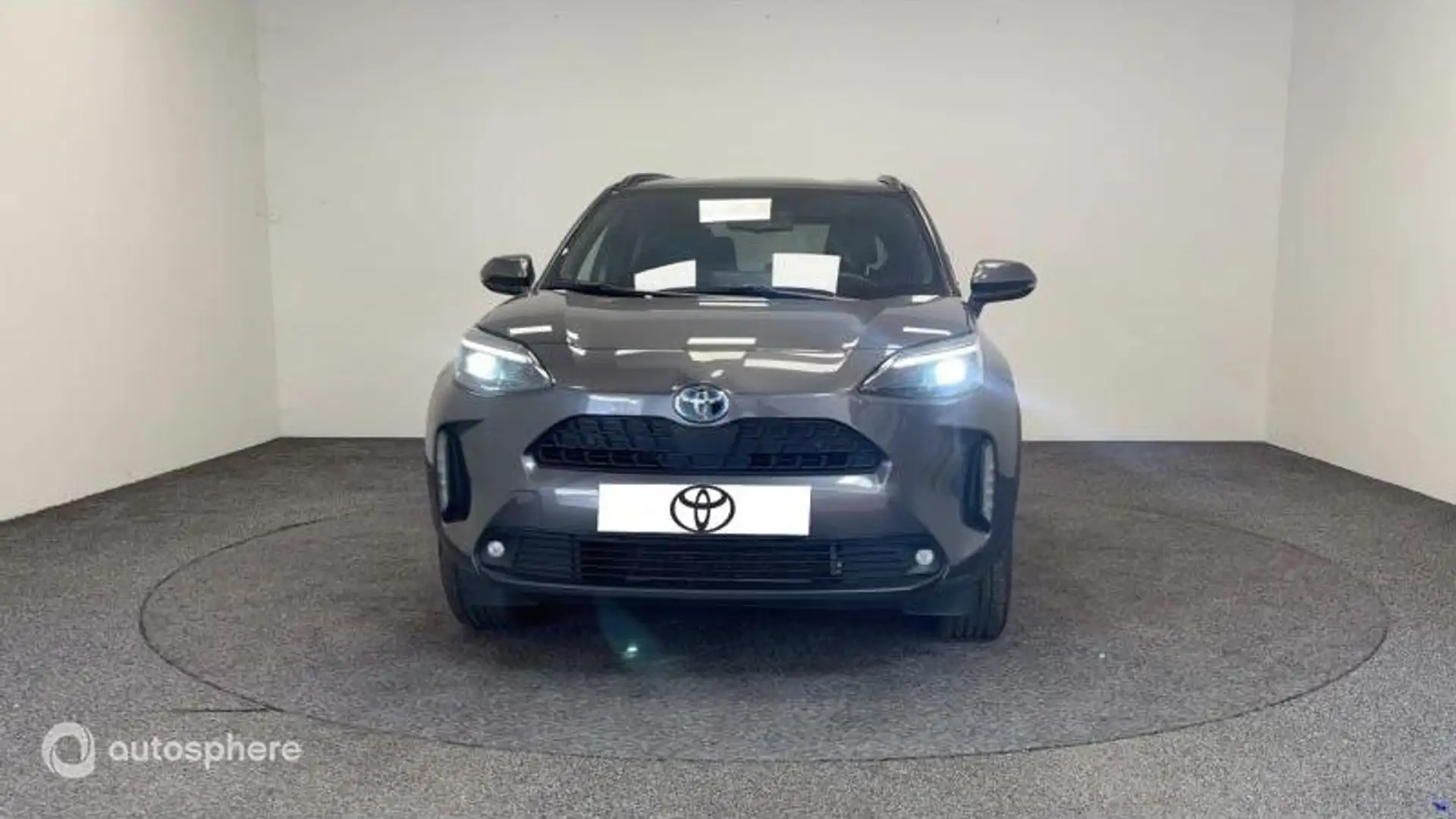 Toyota Yaris Cross 116h Design AWD-i MY22 - 2