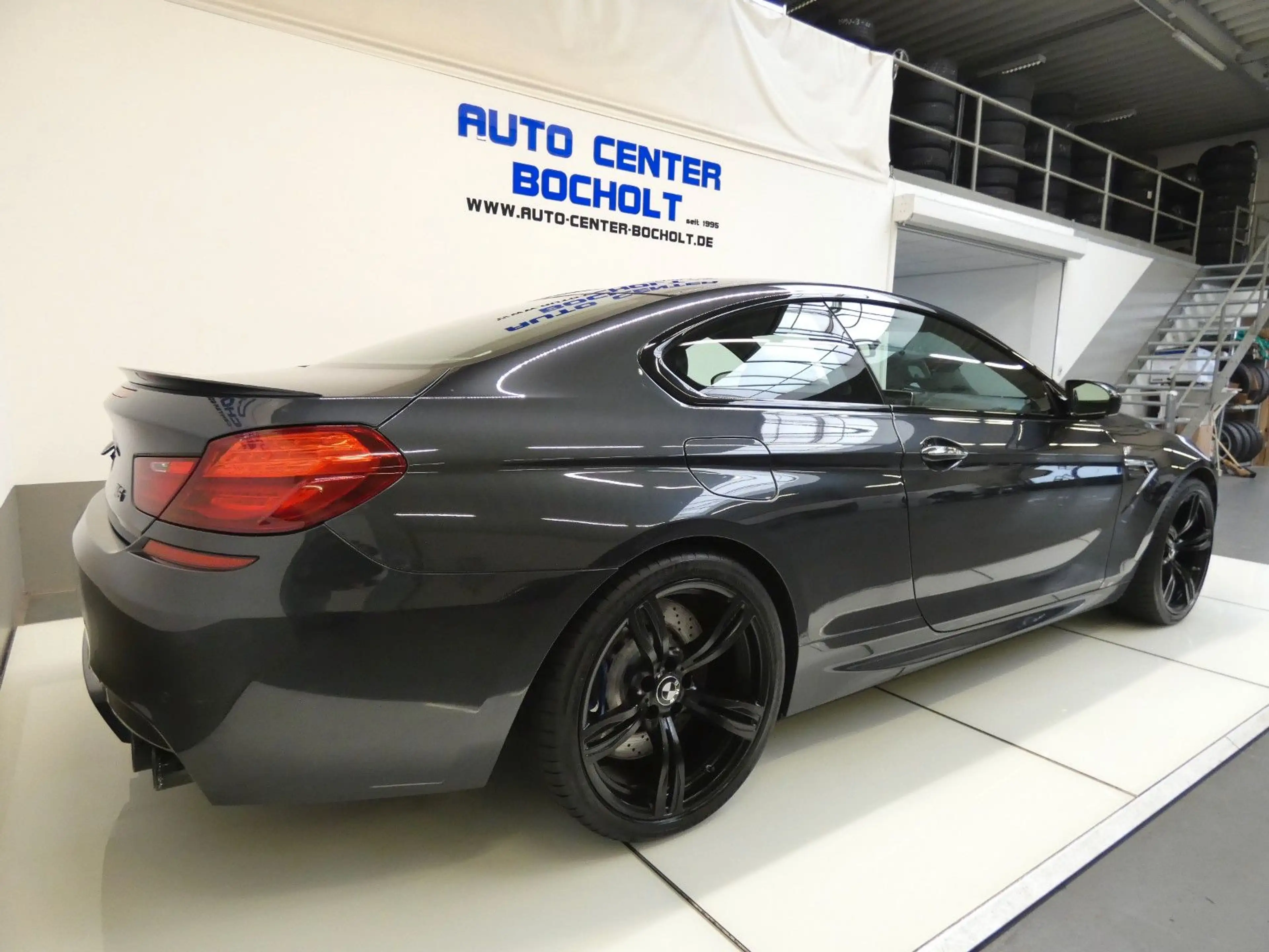 BMW M6 Coupé*HUD*360°*Softclose*Bang&Olufsen*Navi — photo 9