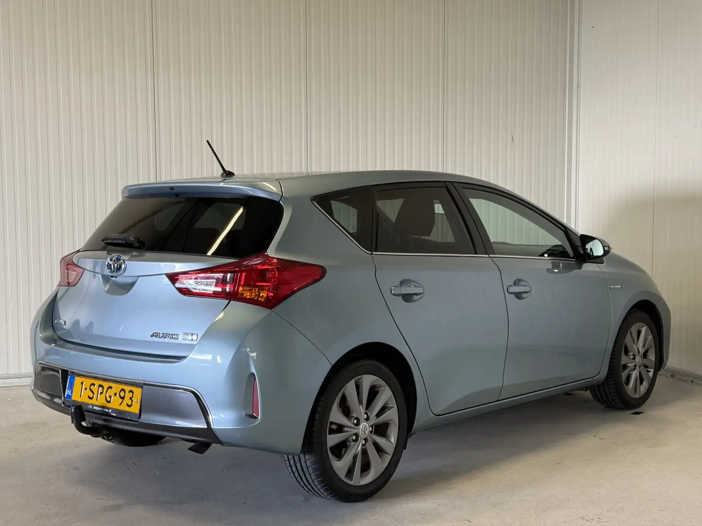 Toyota Auris 1.8 Hybrid Lease // PANODAK // TREKHAAK // PANO // Bleu - 2