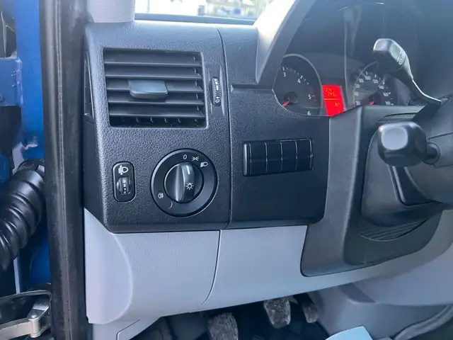 Volkswagen Crafter view 14