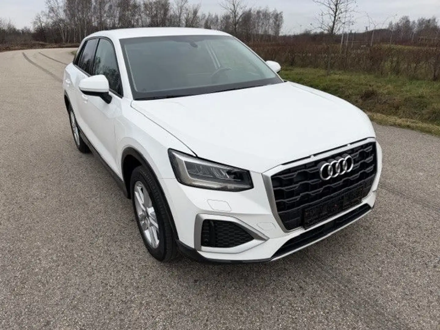 Audi Q2 30 TDI advanced Weiß - 1