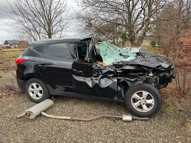 Hyundai iX35 1.6 Comfort 2WD *Unfall*