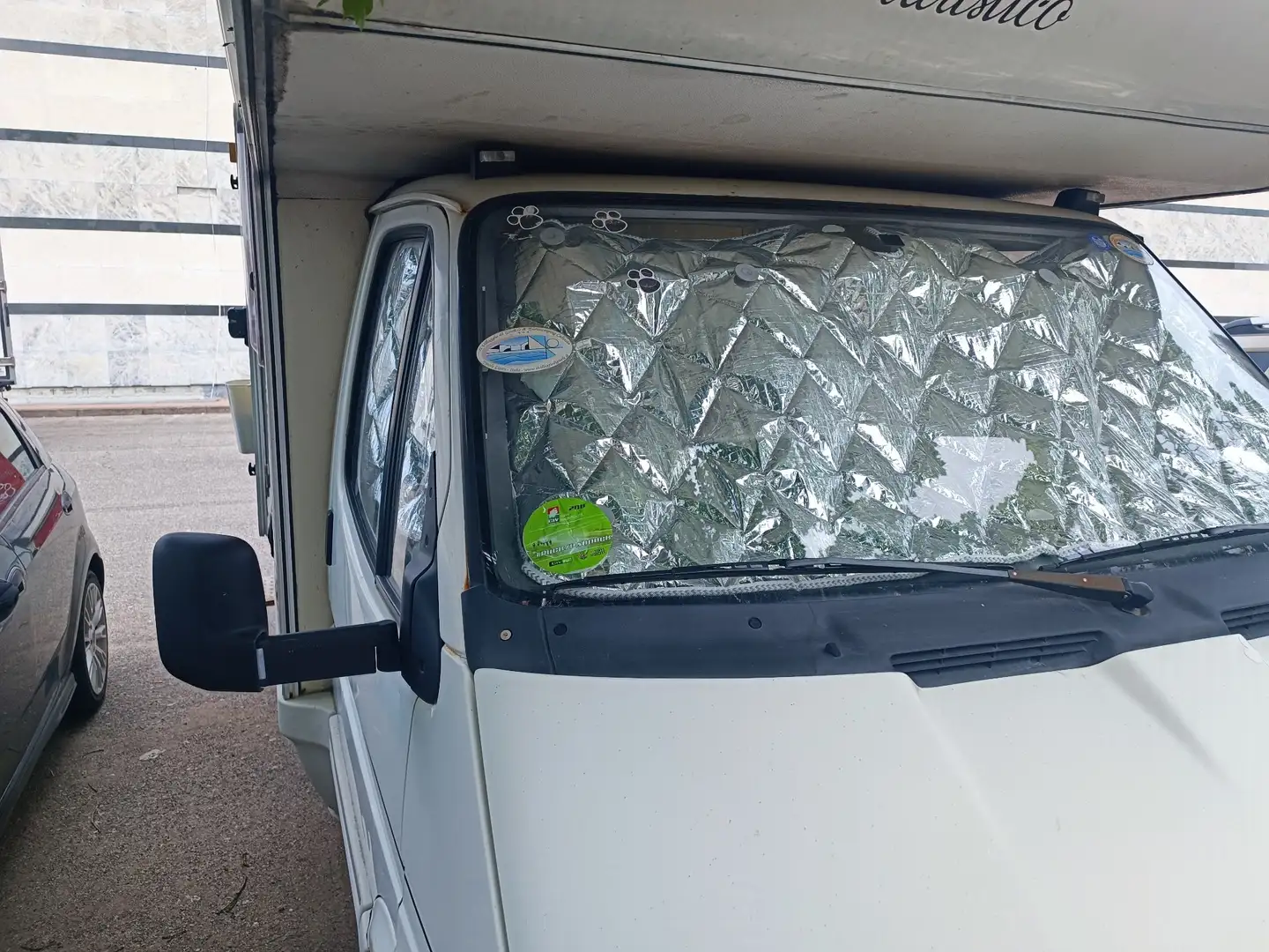 Ford Transit - 1