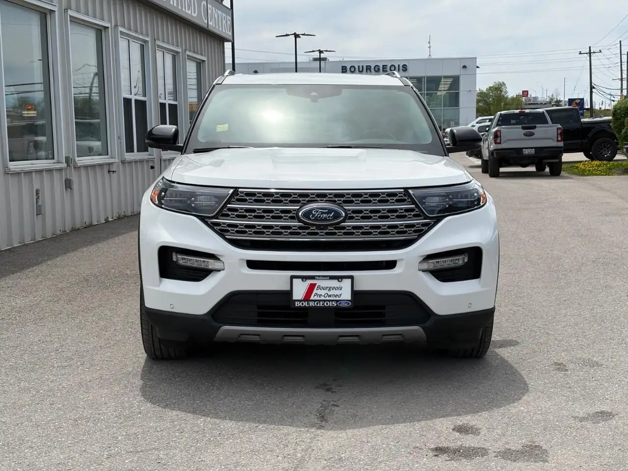 Ford Explorer снимка Ford Explorer