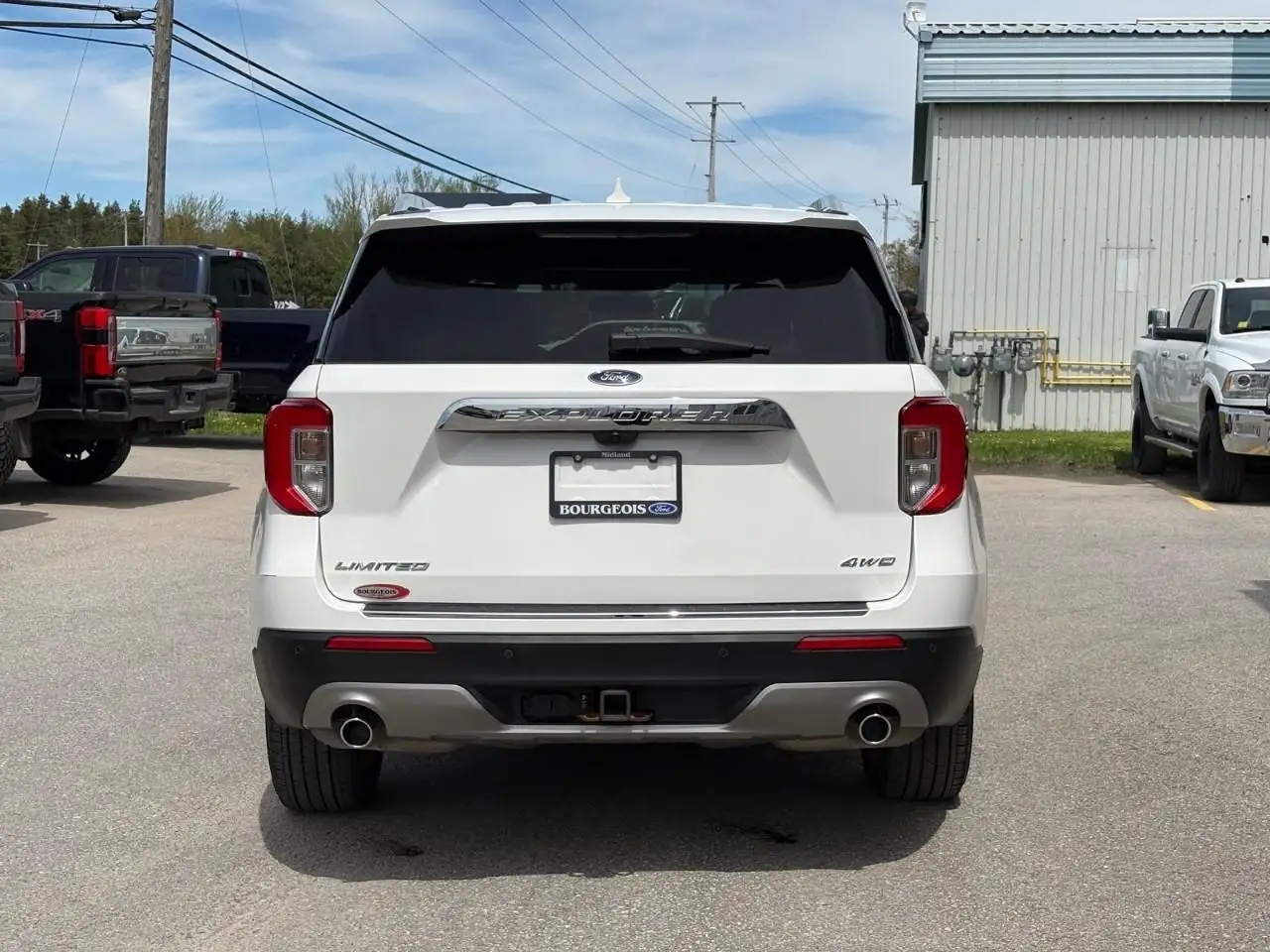 Ford Explorer снимка Ford Explorer