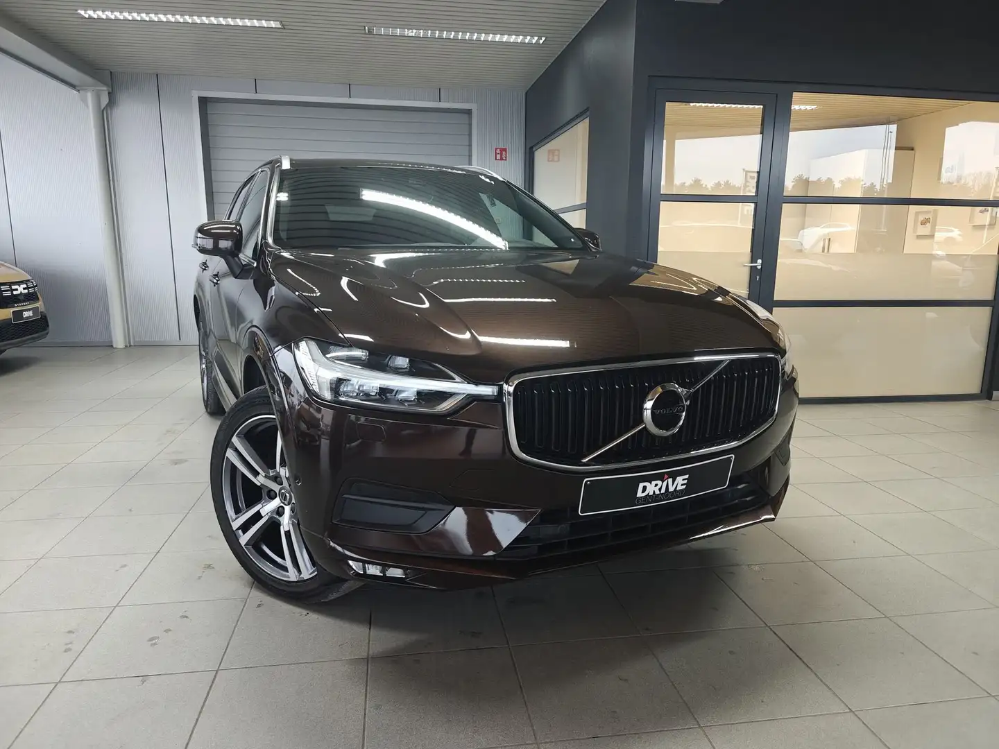 Volvo XC60 D4 Inscription Geartronic Brun - 2