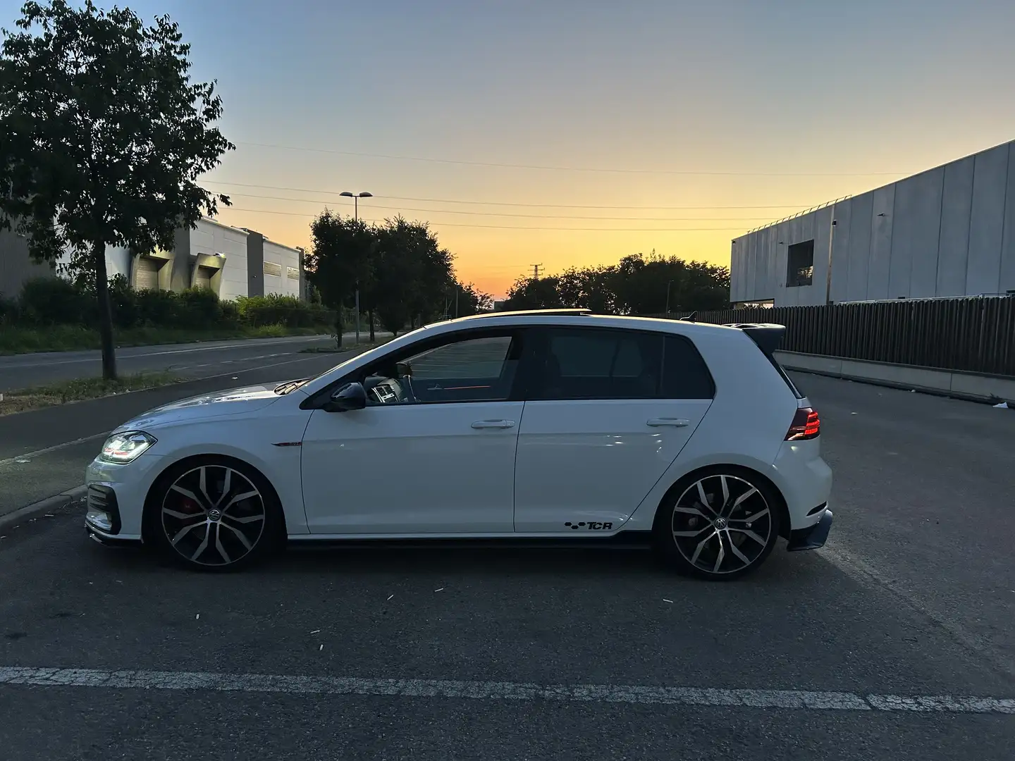 Volkswagen Golf GTI 5p 2.0 tsi TCR 290cv dsg - 2