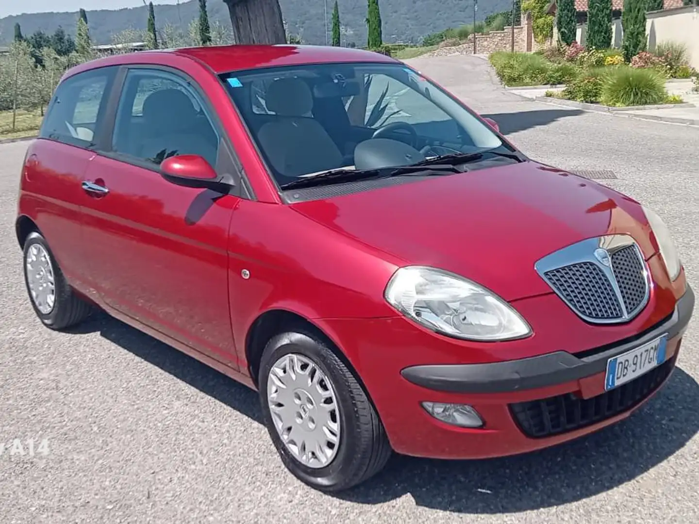 Lancia Ypsilon Ypsilon II 2003 1.2 8v Argento Rood - 1