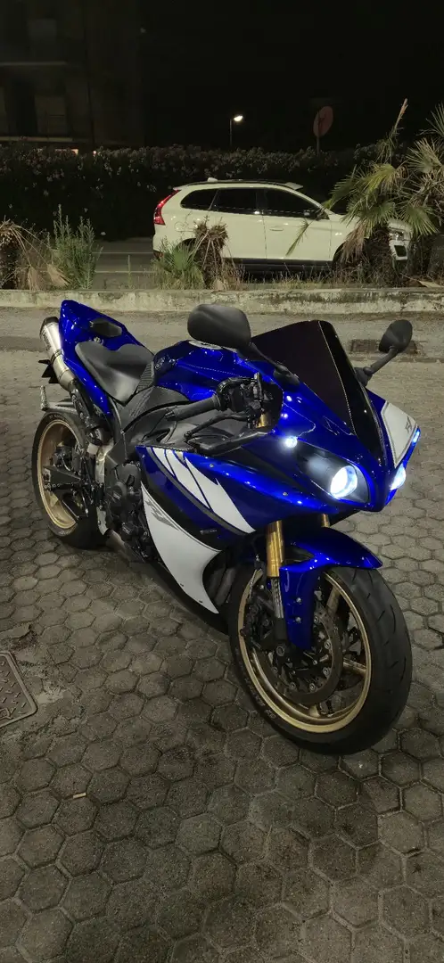 Yamaha YZF-R1 Bleu - 2