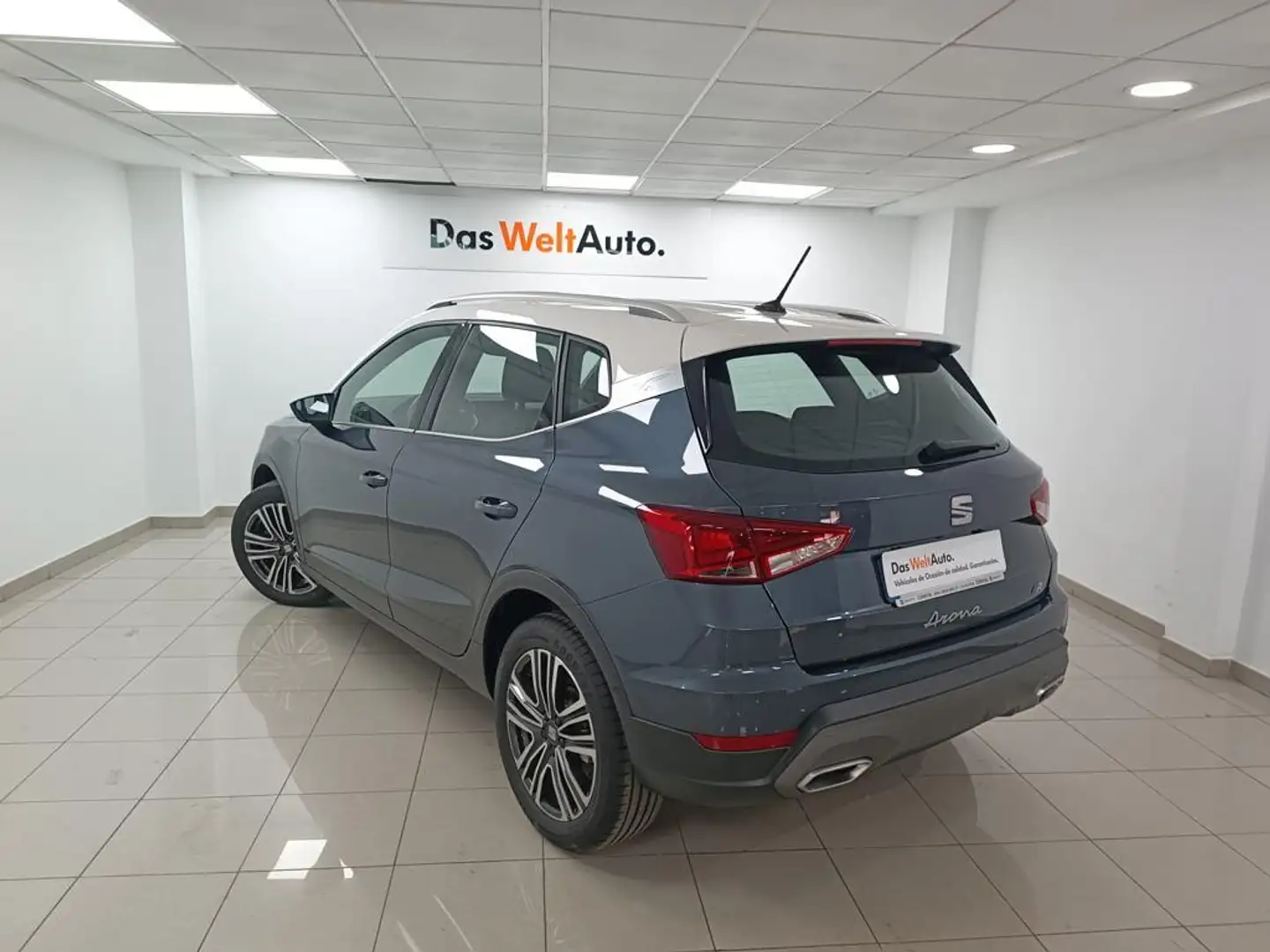 SEAT Arona 1.0 TSI S&S FR XM 115 Gris - 2