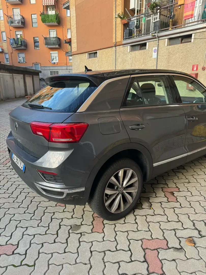 Volkswagen T-Roc Gri - 2