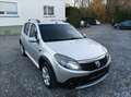 Dacia Sandero 1.6 Stepway**KLIMA**AHK**EURO 5**TÜV NEU Gris - thumbnail 4