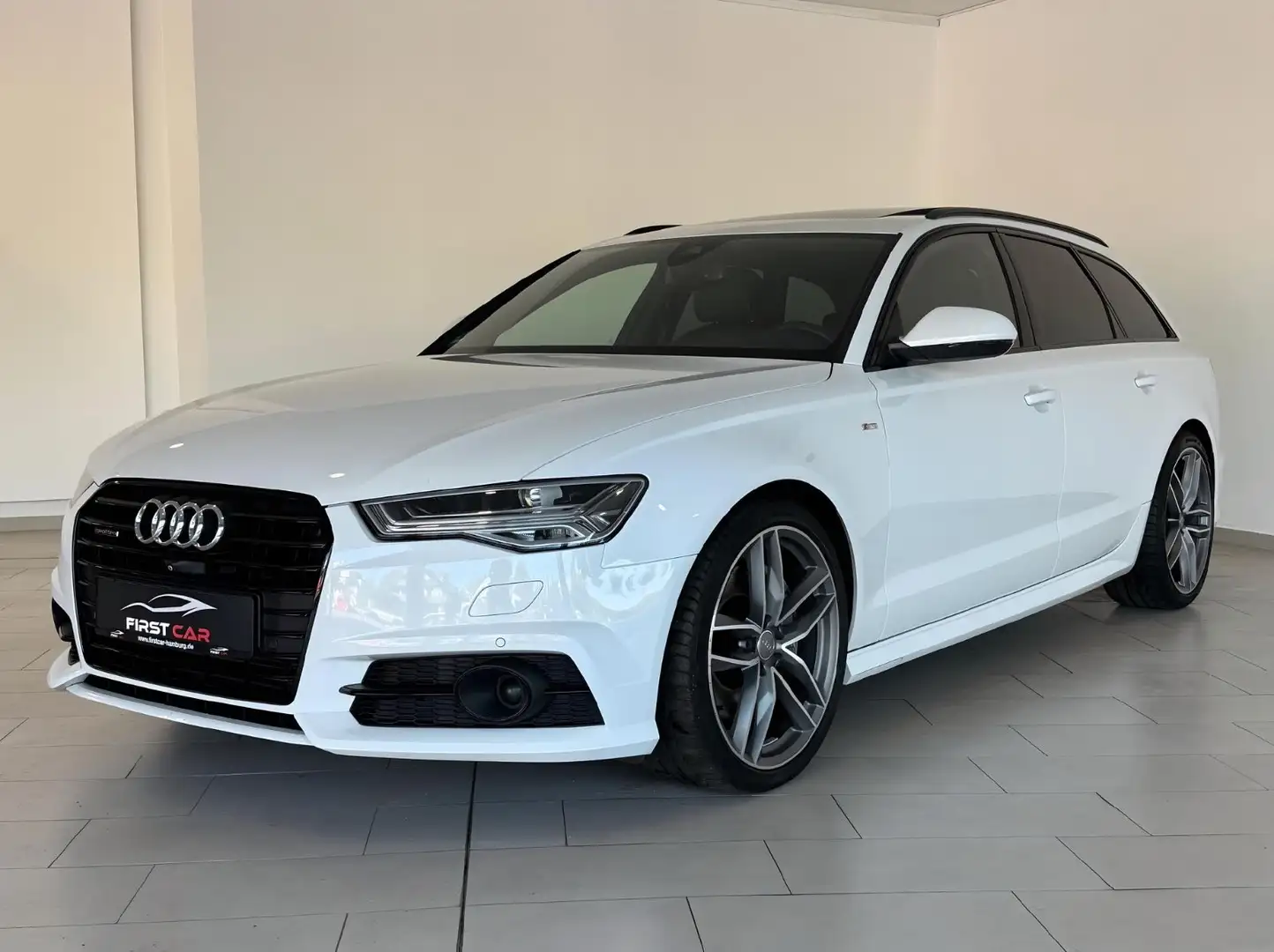Audi A6 Avant 3.0 TDI Quattro S-Line|PANO|AHK|HUD|360 Blanc - 1