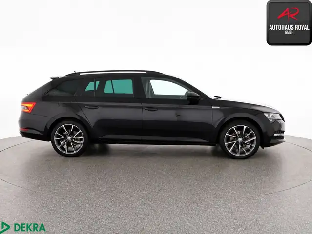 Skoda Superb view 6