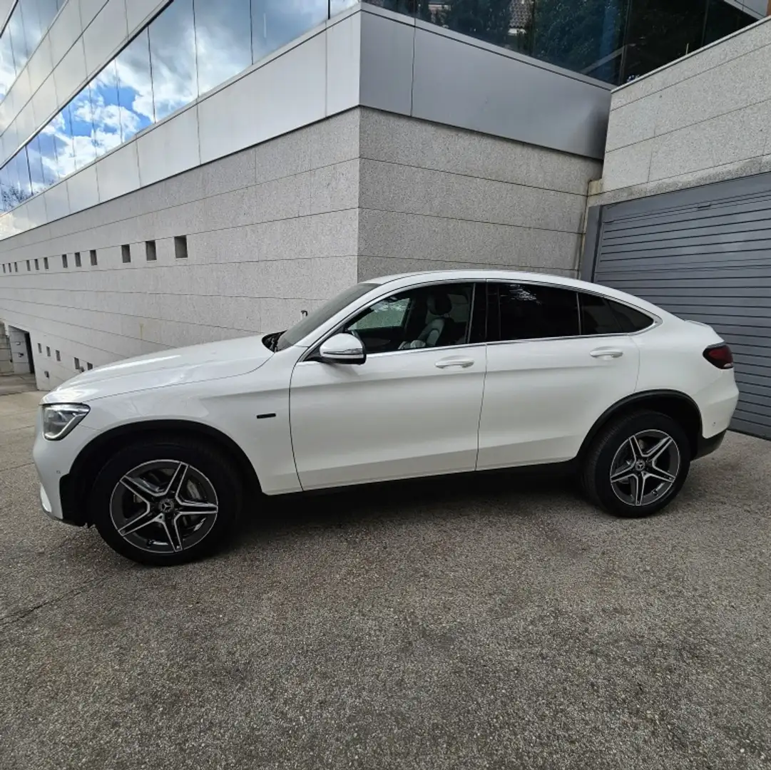 Mercedes-Benz GLC 300 Coupé 300de 4Matic Blanc - 2