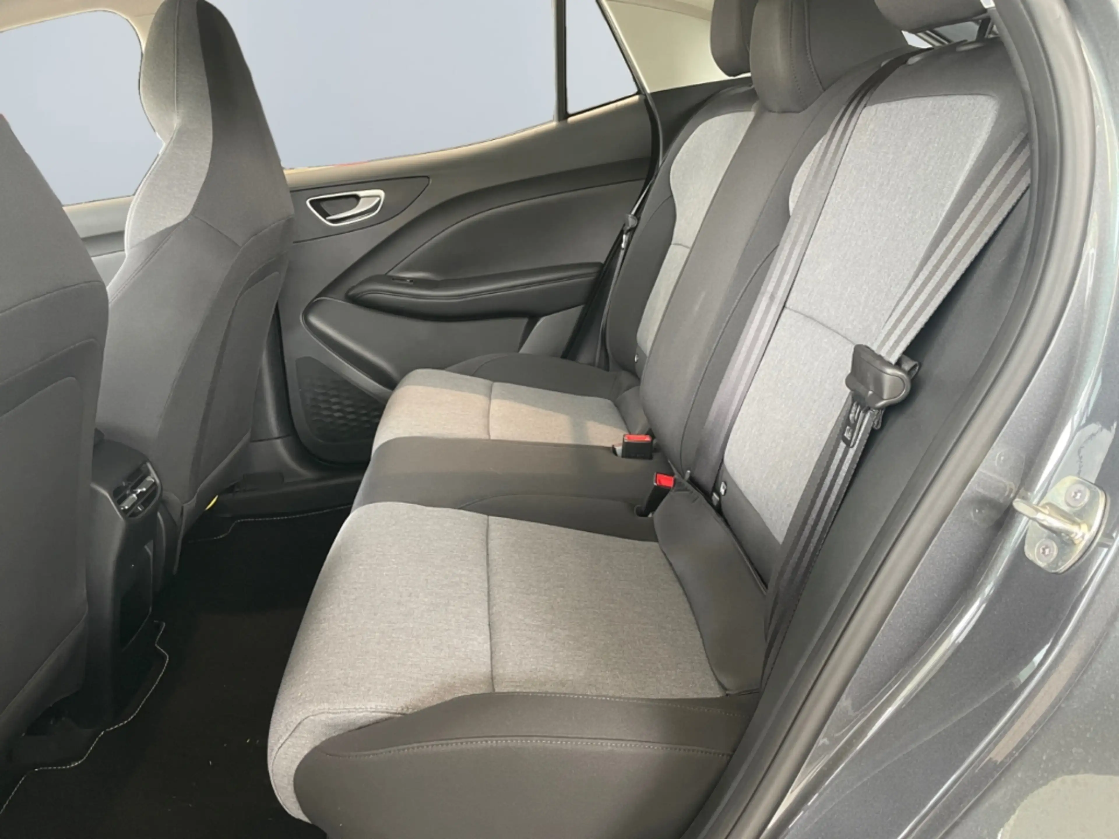 MG MG4 MG PREMIUM 54kWh*WäPu*360Grad*NAV*CarPlay*17Zoll* — photo 15