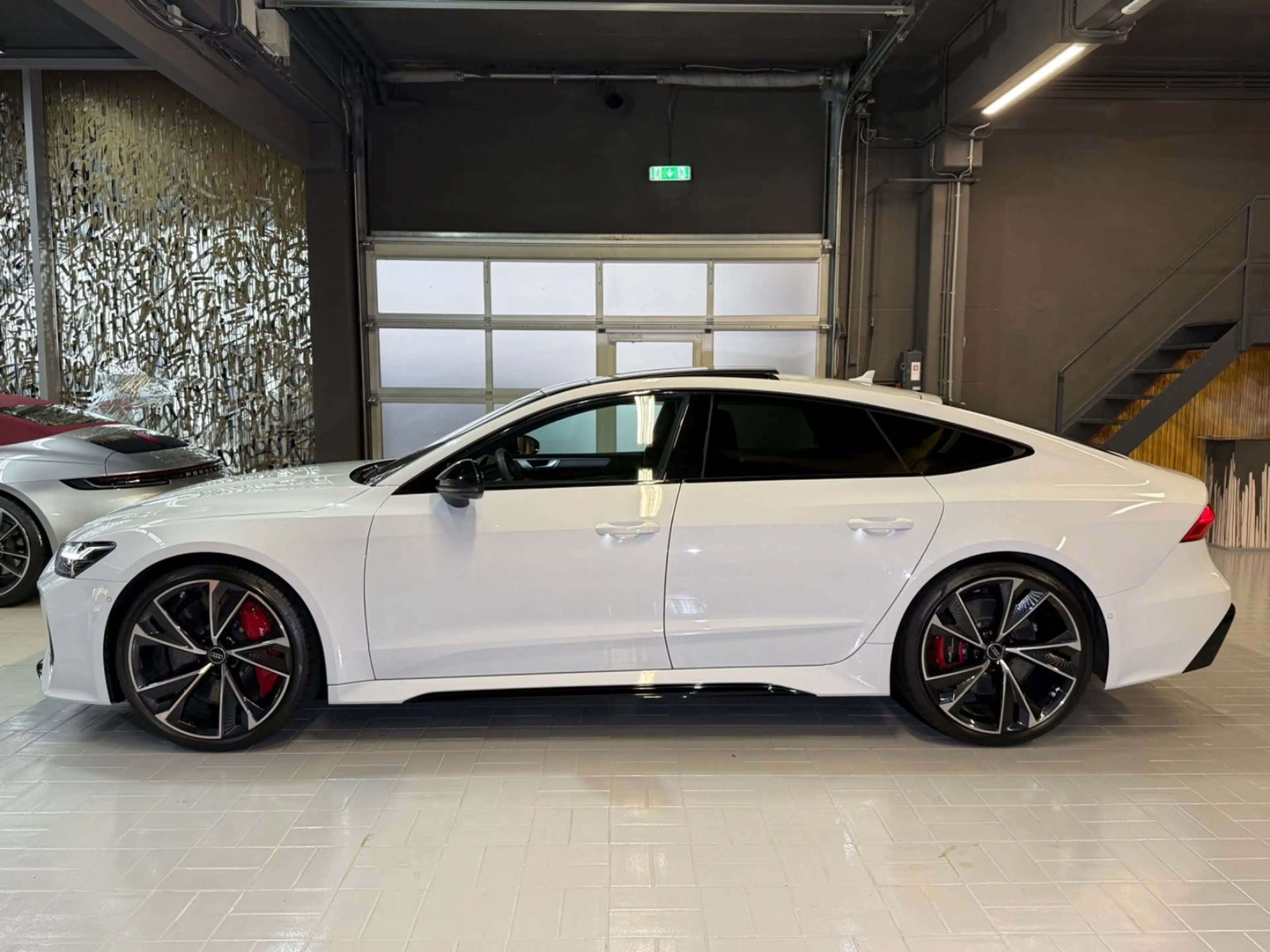 Audi RS7 Sportback 4.0 TFSI quattro~HEAD-UP~PANO~MATR — photo 4