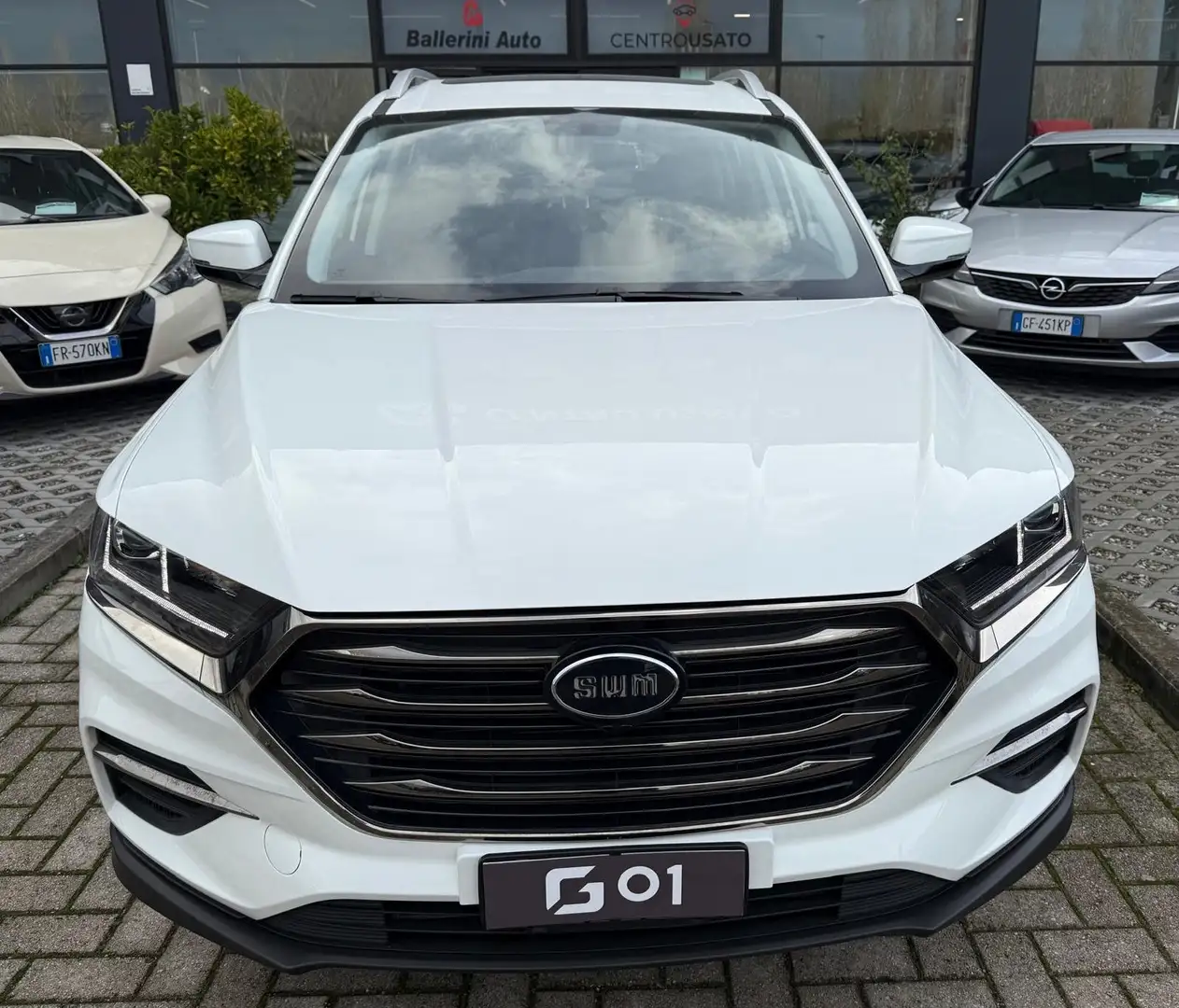 SWM G01 1.5 Gpl 133cv BENZINA\ BENZINA-GPL Weiß - 2