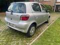 Toyota Yaris 1.0i 16v Linea Natura Gris - thumbnail 2