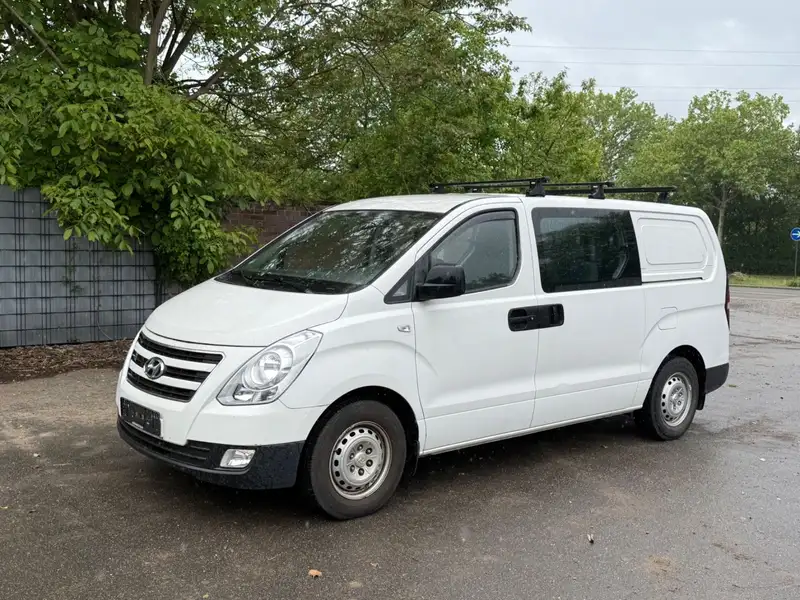 HYUNDAI H-1