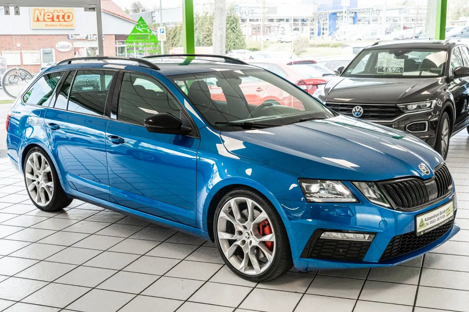 Skoda Octavia Combi RS 230 PS AUTOMATIK NAVI DAB LED Blau - 1