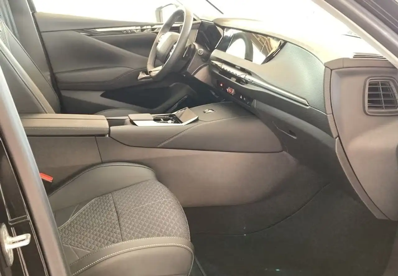 DS Automobiles DS 4 2025