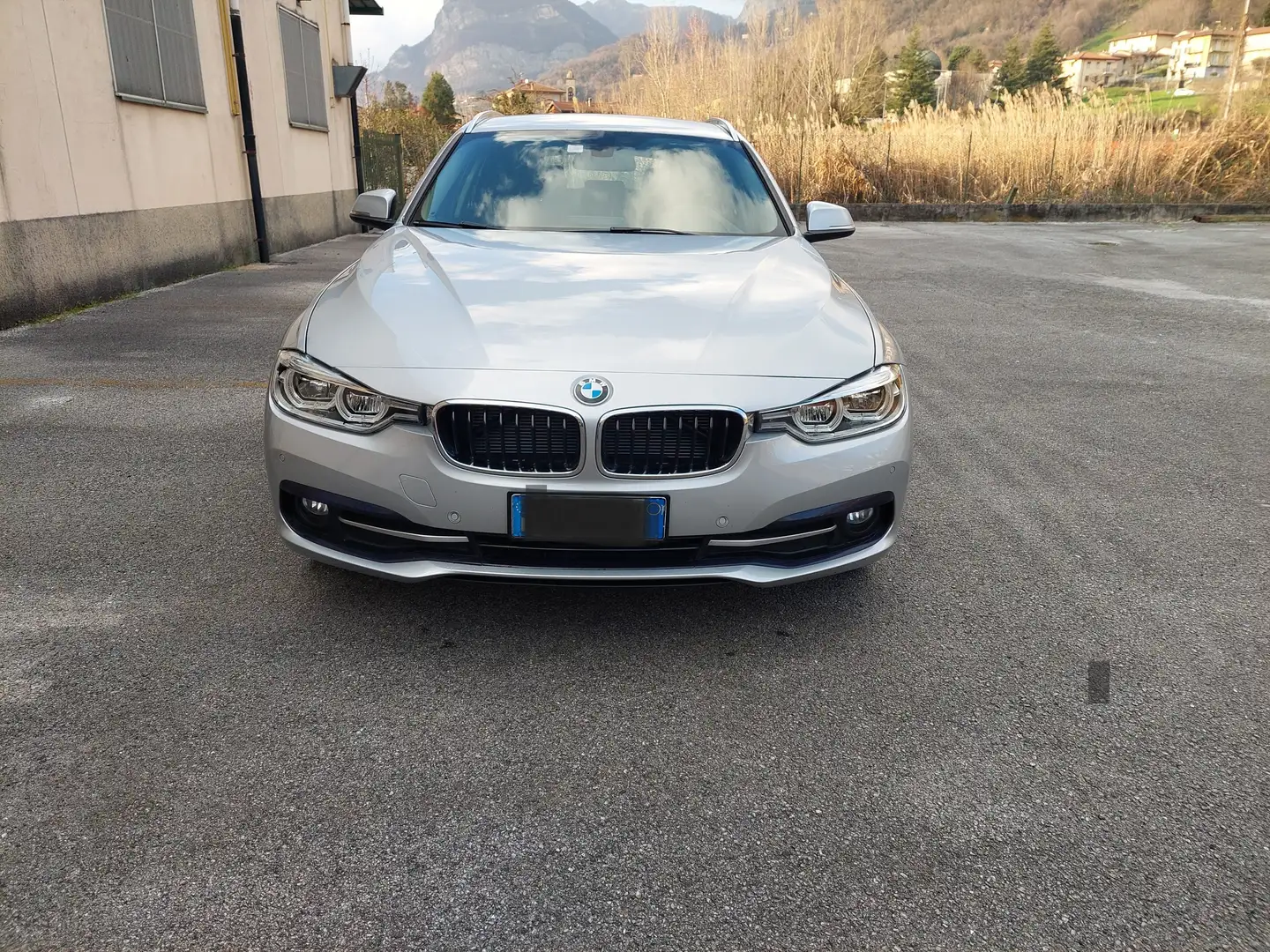 BMW 320 320d Touring xdrive Sport auto Argento - 1