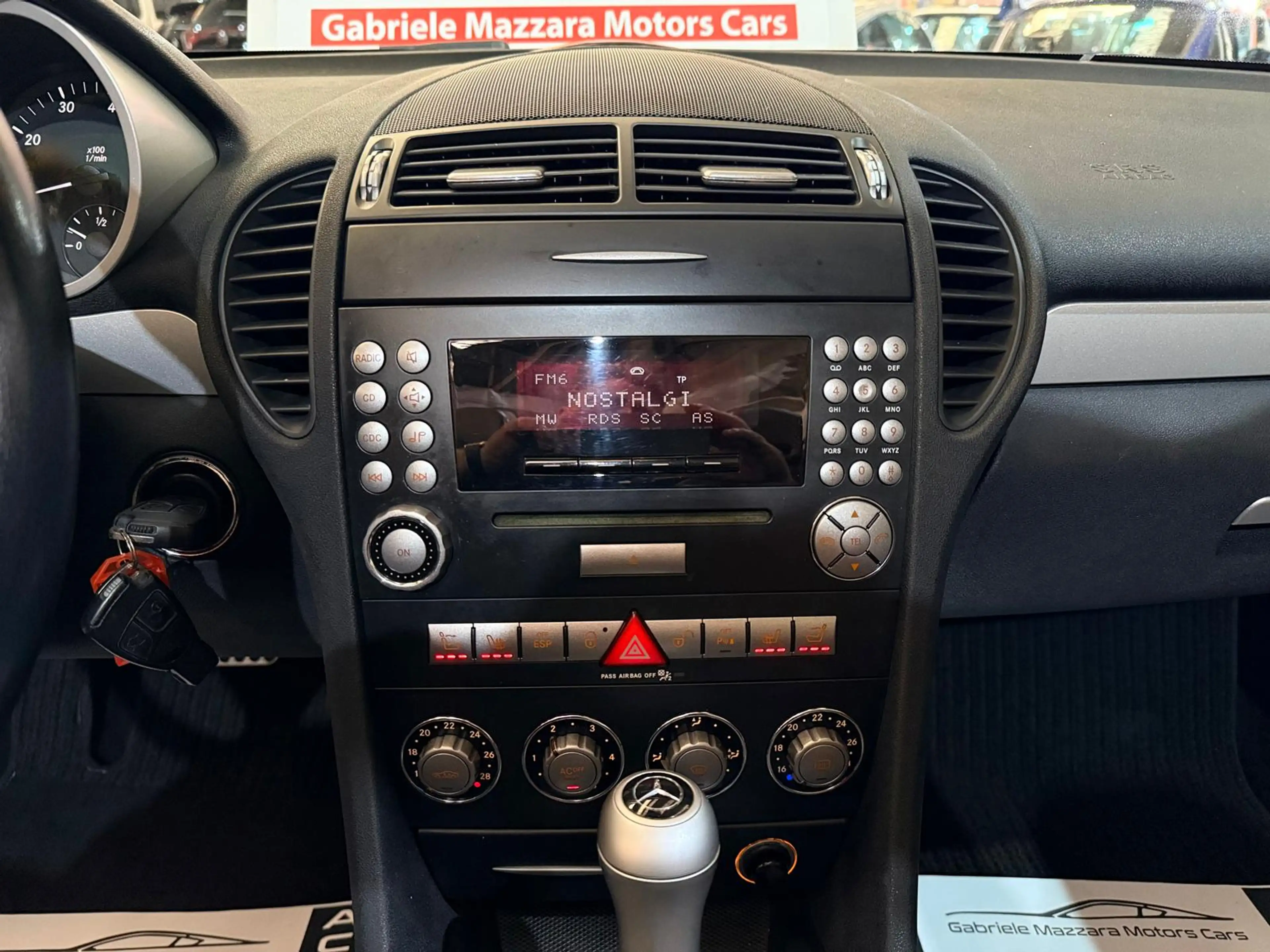 Mercedes-Benz SLK 200 SLK 200 Kompressor Cuir chauffant PDC Xénon J.A — photo 31