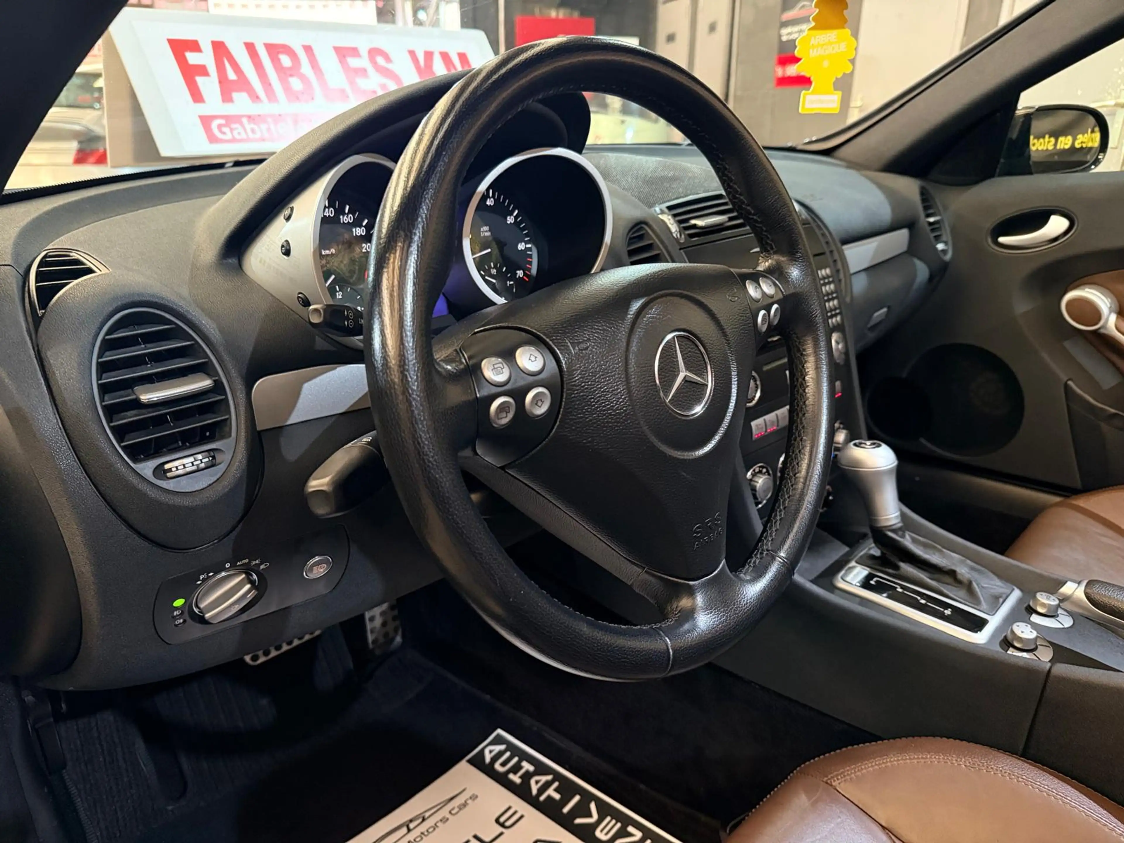 Mercedes-Benz SLK 200 SLK 200 Kompressor Cuir chauffant PDC Xénon J.A — photo 20