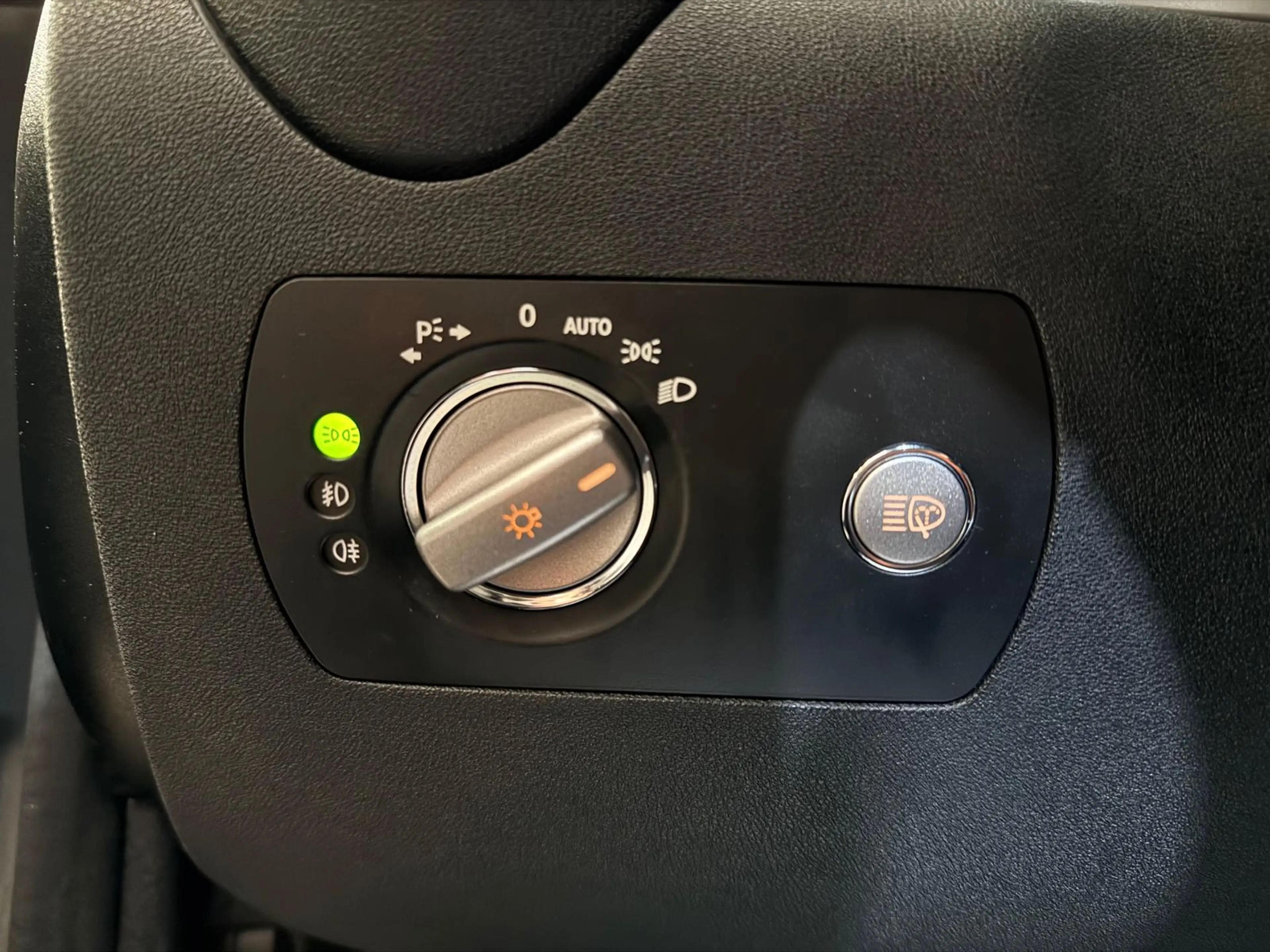 Mercedes-Benz SLK 200 SLK 200 Kompressor Cuir chauffant PDC Xénon J.A — photo 34