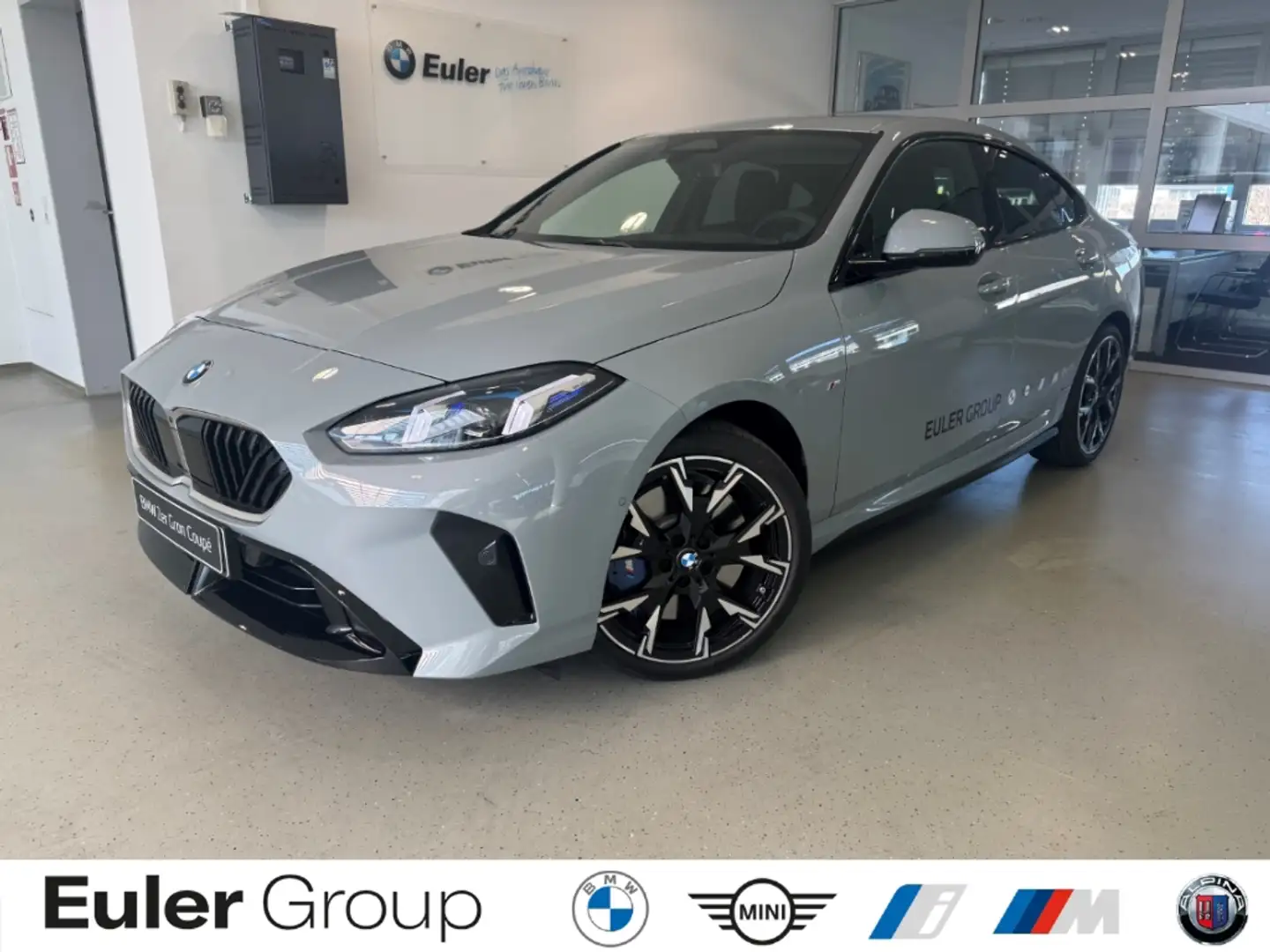BMW 220 Gran Coupe i Sportpaket HUD AD Navi digitales Cock Stříbrná - 1