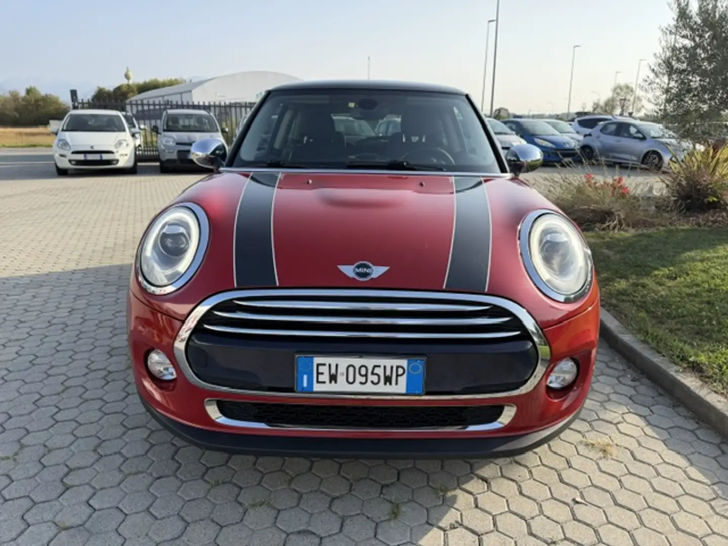 MINI Cooper D Mini IV F55-F56 2014 1.5 3p Rot - 1