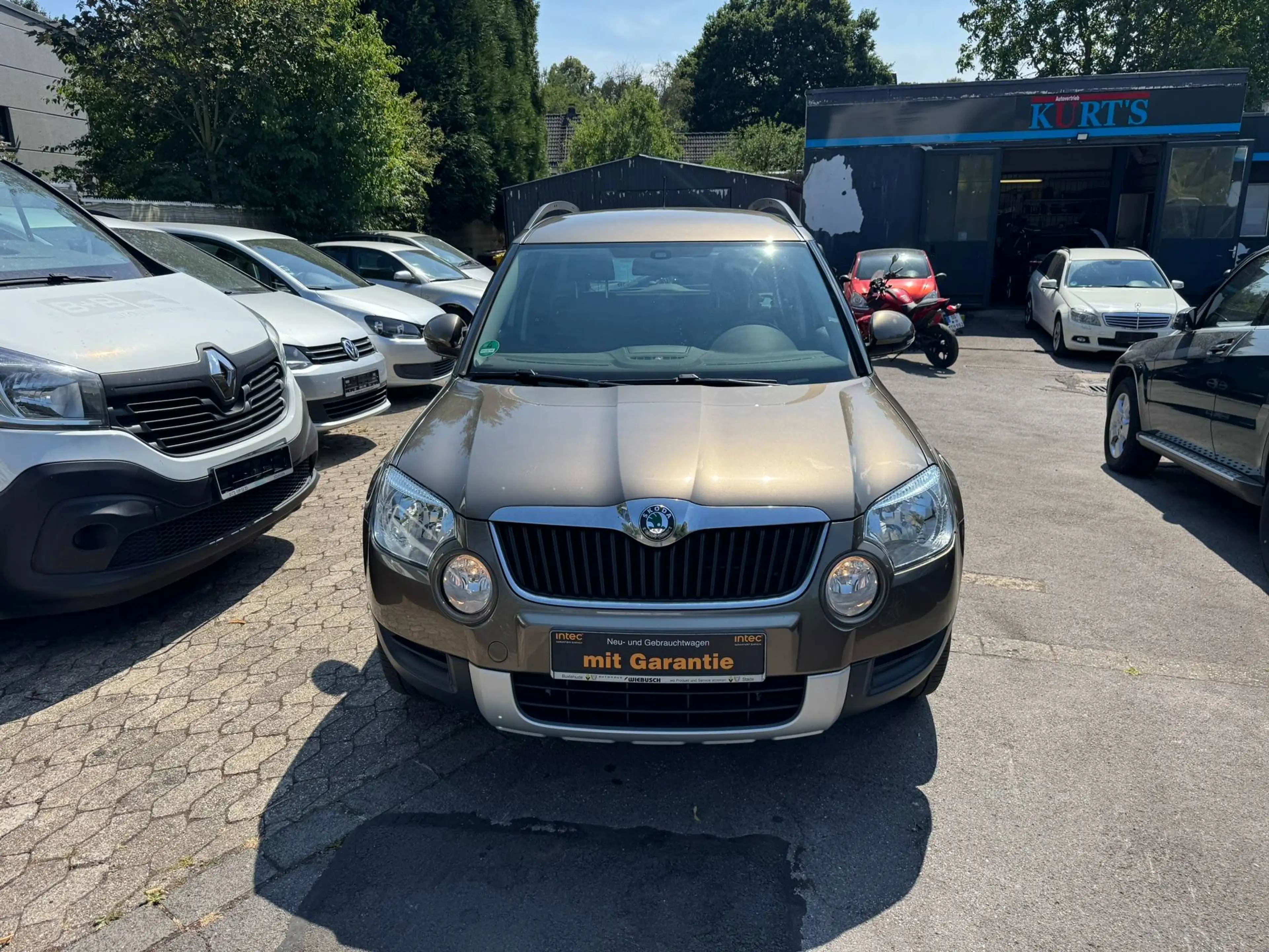 Skoda Yeti Ambition Plus Edition/1.4 Tsi/AHK/PDC/Euro 5/2.Hand — photo 2