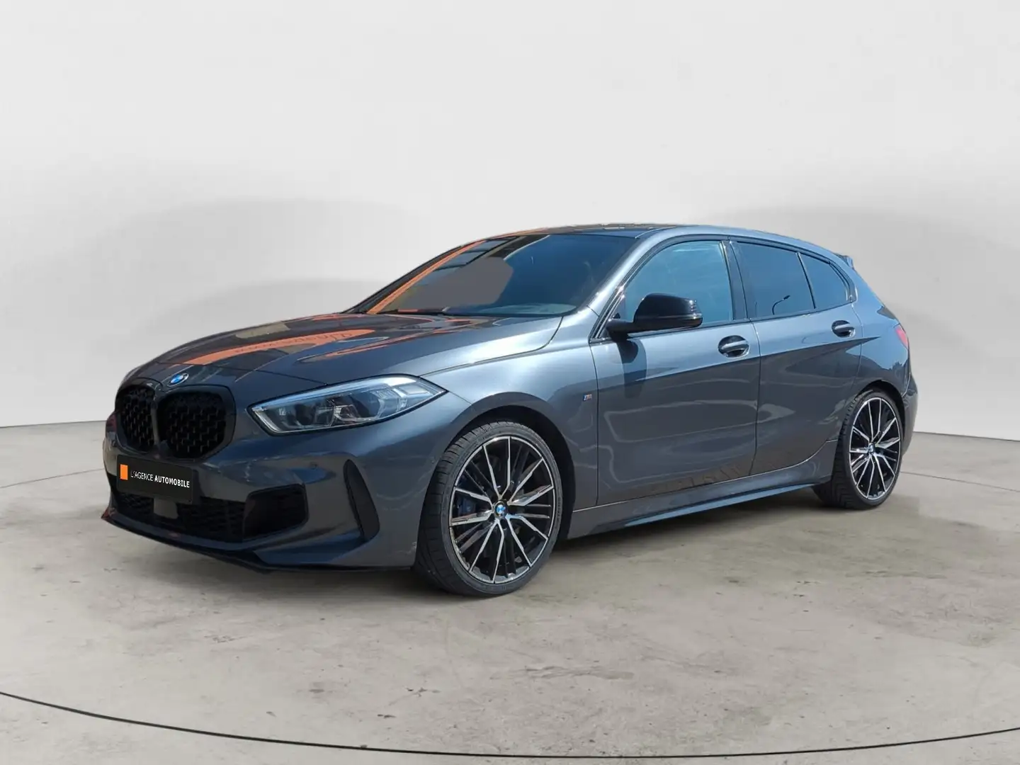 BMW 135 M xDrive Garantie 12 à 48 mois Gris - 2