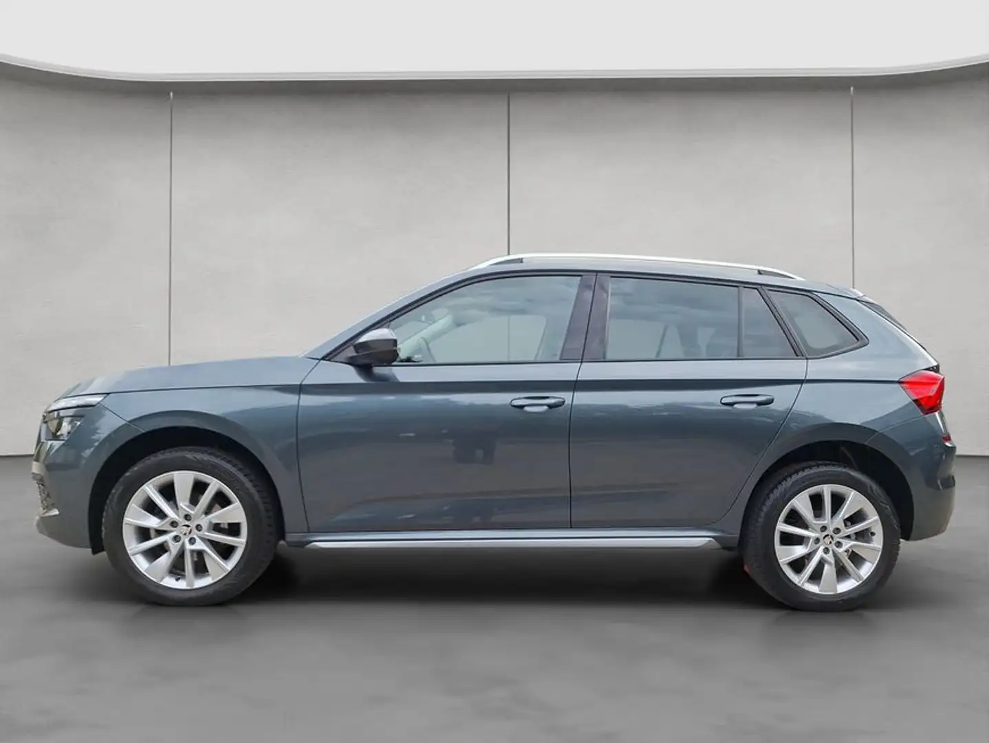 Skoda Kamiq 1.0 TSI Style Navi LED MFA Digi Grijs - 2