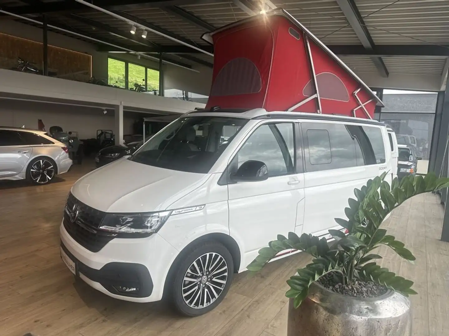 Volkswagen T6 California .1Ocean Edition 4Motion Voll Weiß - 1