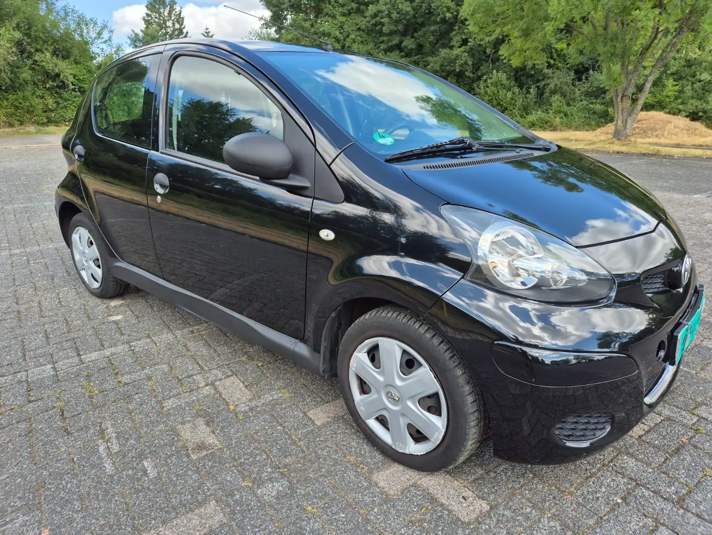 Toyota Aygo 1.0-12V Access Negro - 1