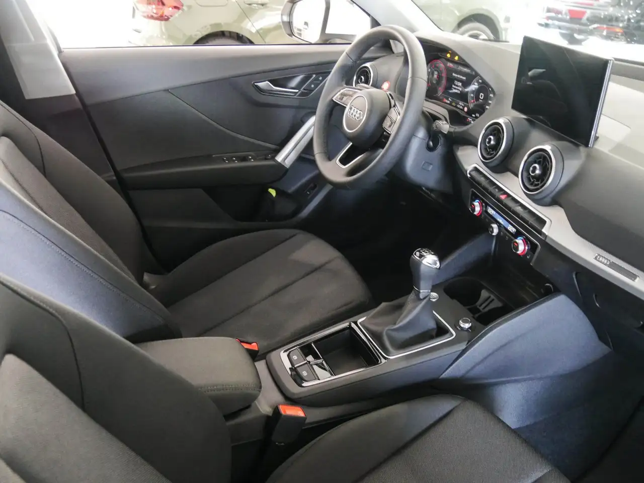 Audi Q2 30 TFSI AHK LED Virtual 3