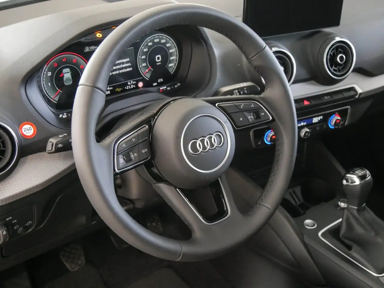 Audi Q2 30 TFSI AHK LED Virtual 8