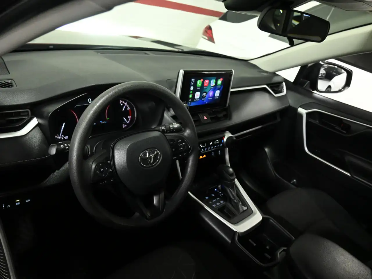 Toyota RAV 4 снимка Toyota RAV 4