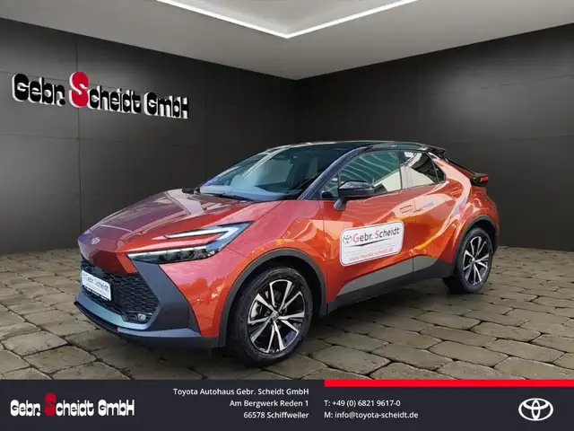 Toyota C-HR Plug In Hybrid Apple CarPlay Android Auto Rückfa