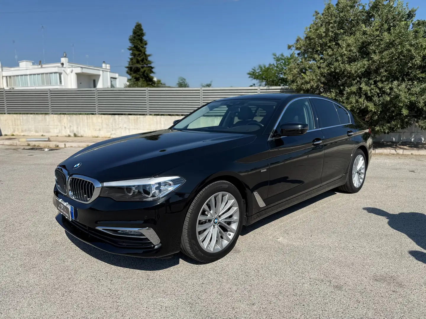 BMW 530 d Luxury 265cv auto *NUMERI IN DESCRIZIONE* Nero - 1