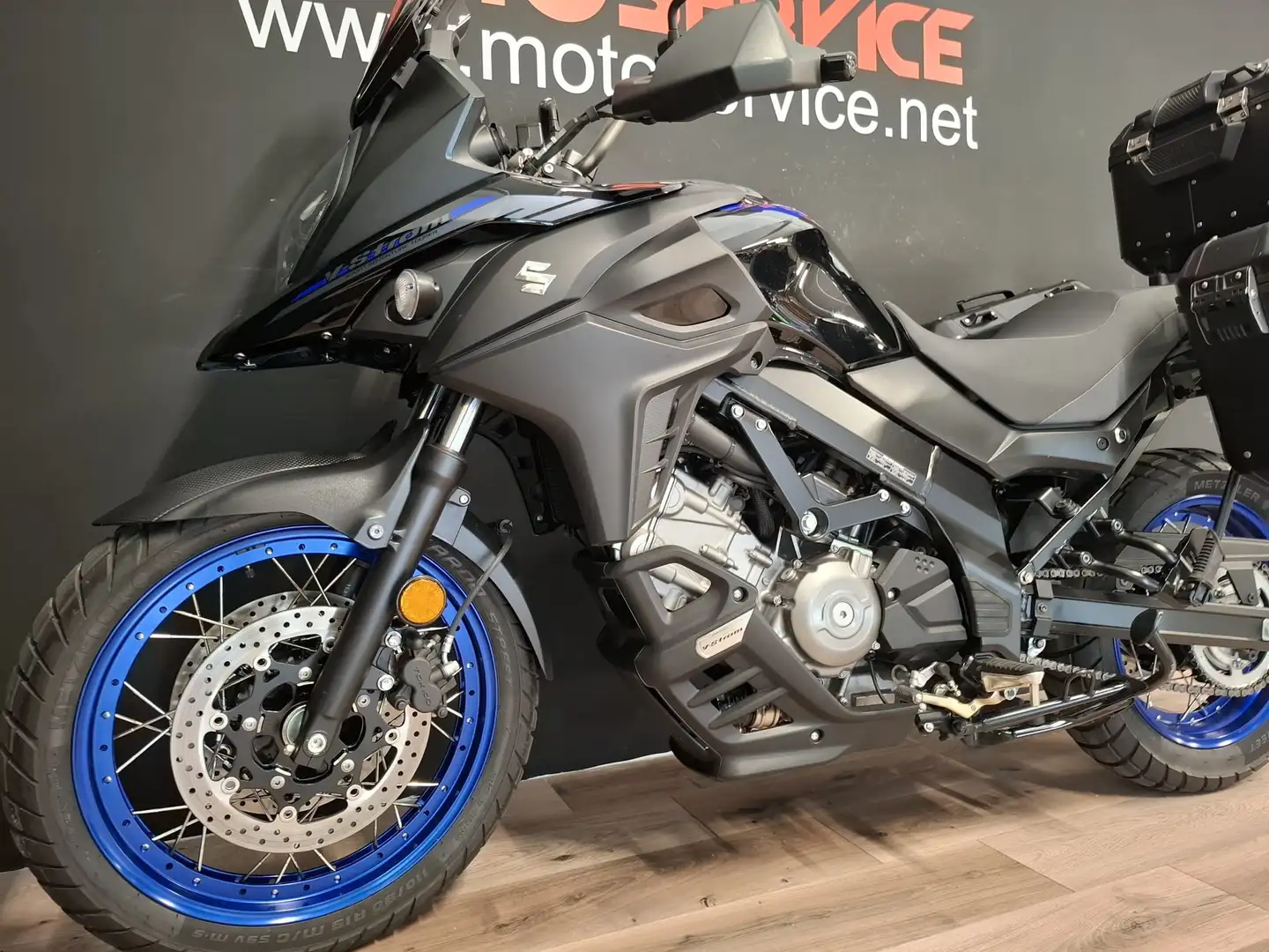 Suzuki V-Strom 650 XT Nero - 2