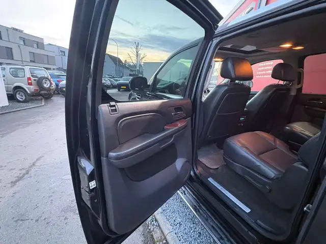 Cadillac Escalade ESV