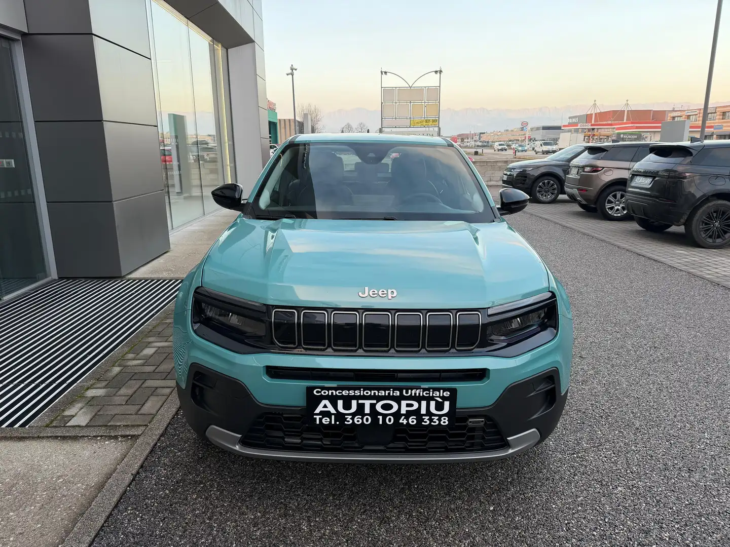 Jeep Avenger Avenger 1.2 turbo Altitude fwd 100cv Grün - 2