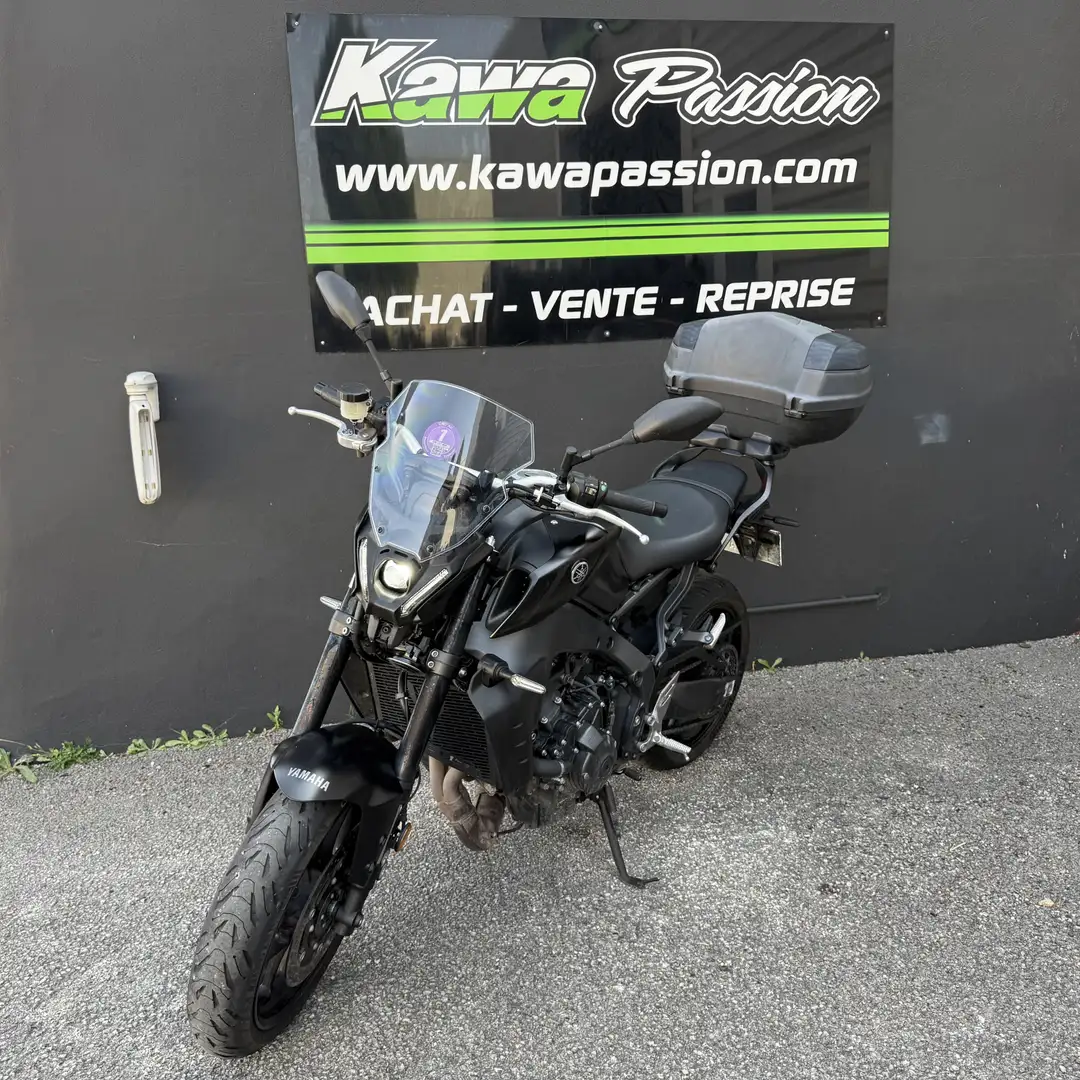 Yamaha MT-09 Noir - 1
