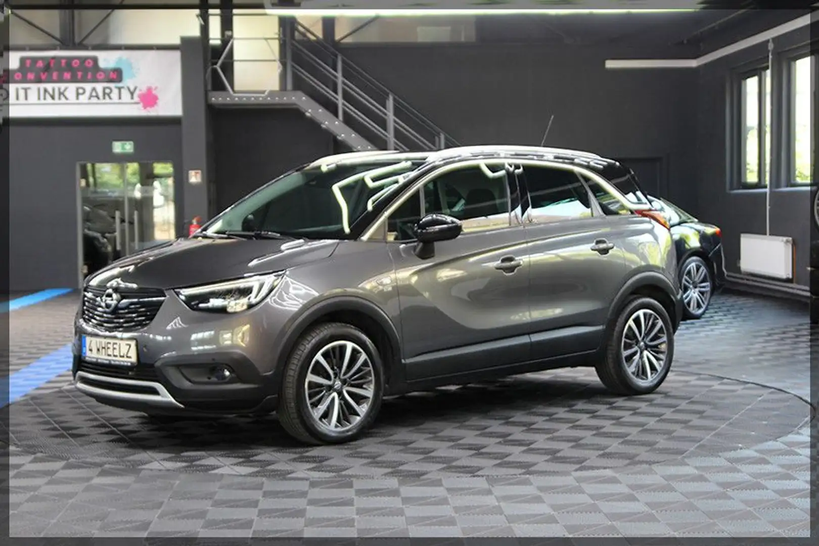 Opel Crossland X 120 Jahre Edition CAM / PDC / NAVI Grau - 2